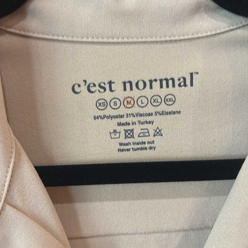 C’est Normal Button Down - image 2